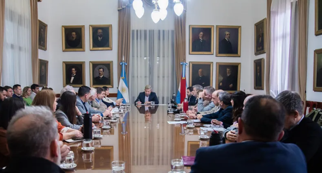 Frigerio apuesta al cerdo: el desafío de que la riqueza también se quede en Entre Ríos